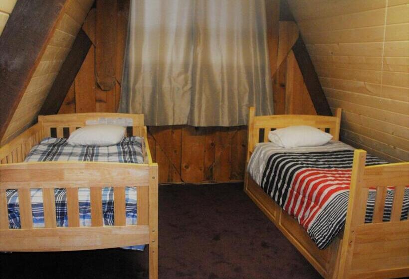 فندق Eagle Crater Lake Inn