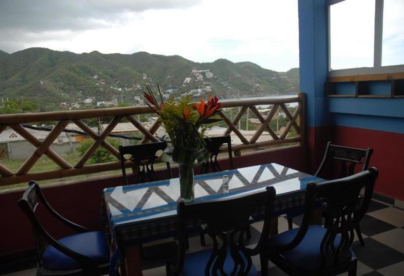 هتل Hostal Las Terrazas