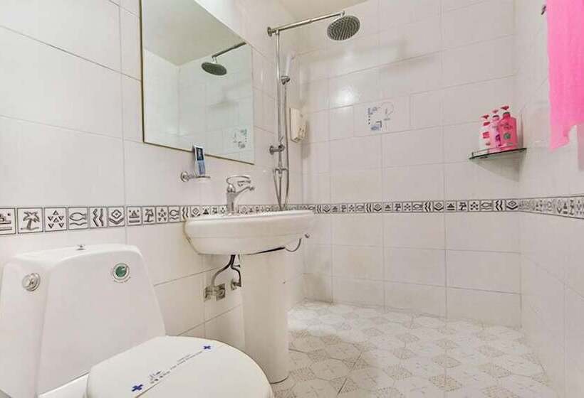 מוטל Boryeong Raemian