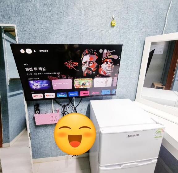 הוסטל 킹스하우스