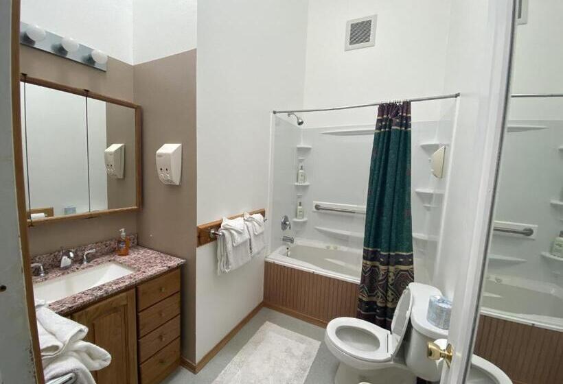 הוסטל Sgt Prestons Lodge