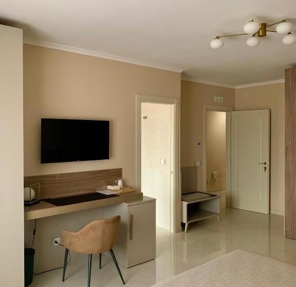 تختخواب و صبحانه Anna House