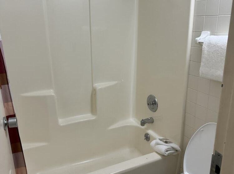 모텔 Sycamore Suites