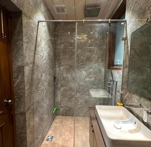 ベッドアンドブレックファースト Bhagya Homestay Luxury Room  Mohali S Best