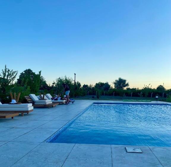 تختخواب و صبحانه Casa Mora Zeytinli