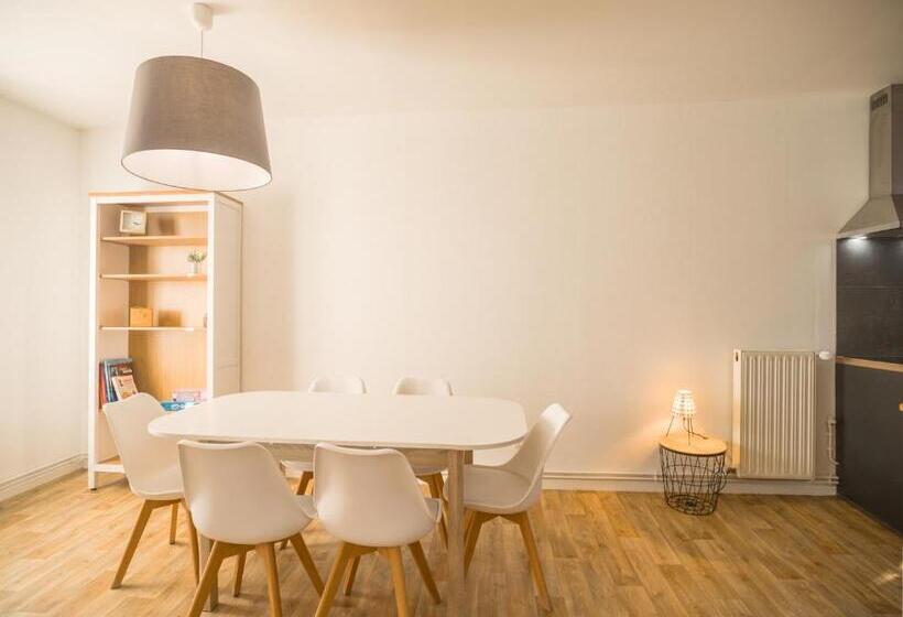 민박 Duplex Pasteur   Chambre 1   Chambre Privée