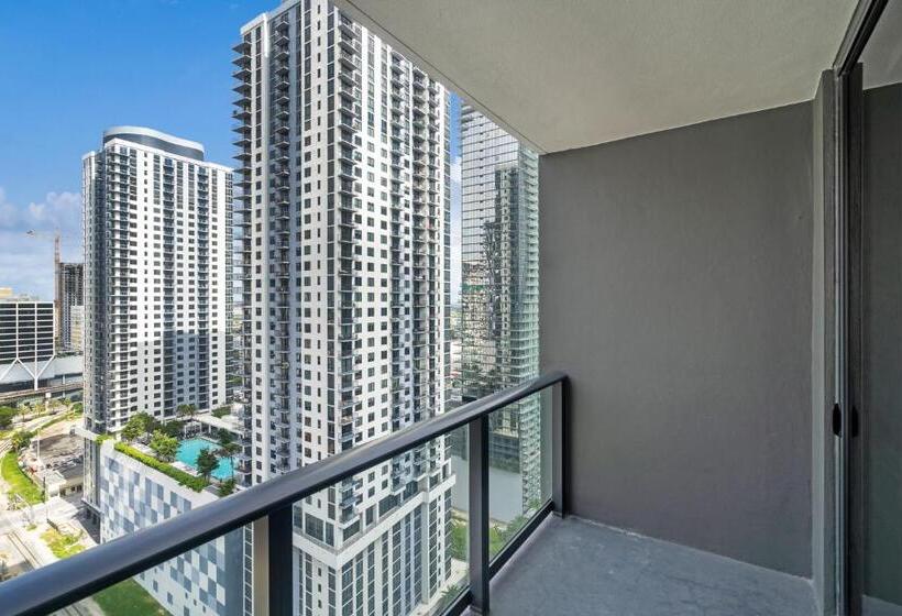 هتل Gale Miami Junior Double Suite With Balcony