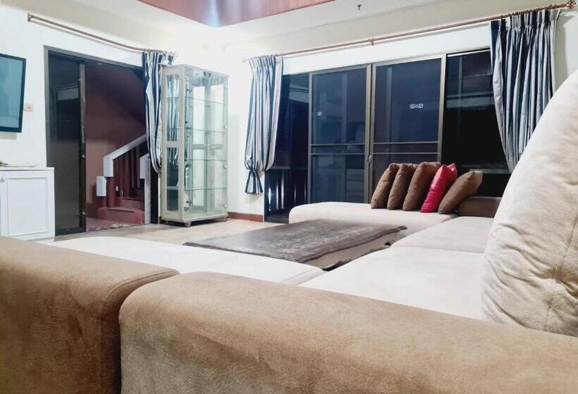 فندق Poo Villa Rawai