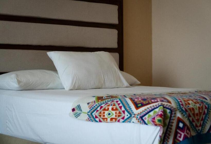 Infinity Suites Habitación Doble 202