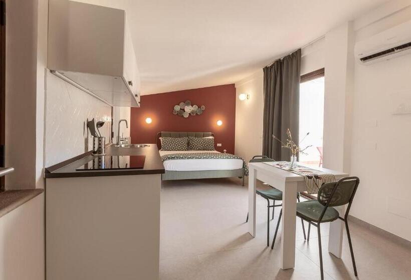 پانسیون Domus Noem   Locazione Turistica