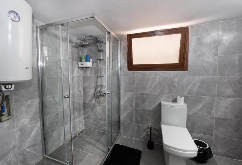 پانسیون Nicosia Suites