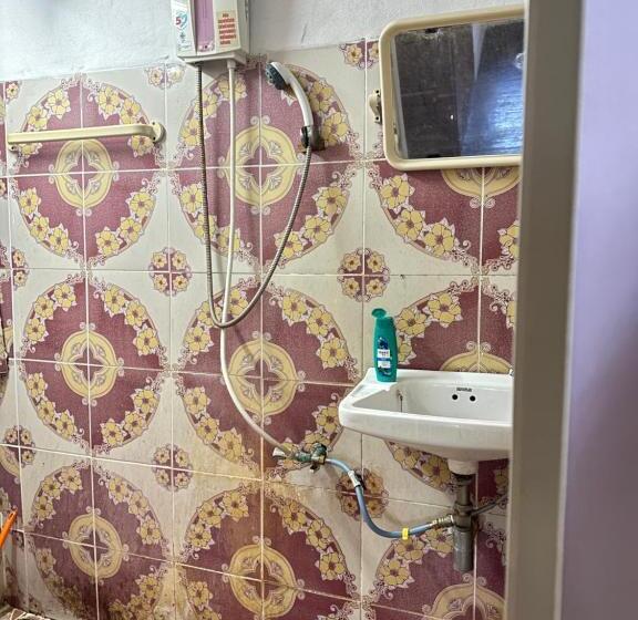 بنسيون Noahs Ark Suites