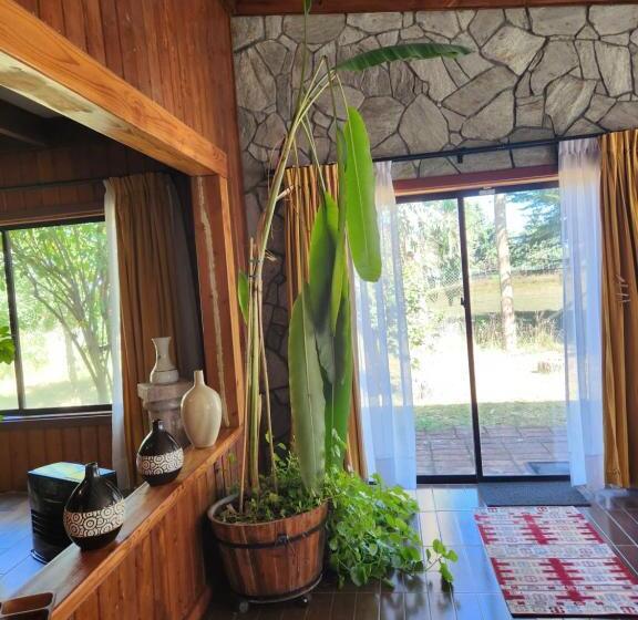 بنسيون Rohdis Navarro Spa