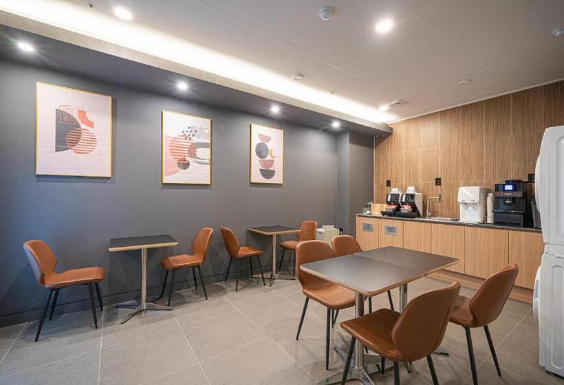 Sangju Brown Dot Hotel Sangju Branch