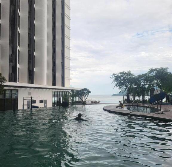 The Shore By Petite Residence