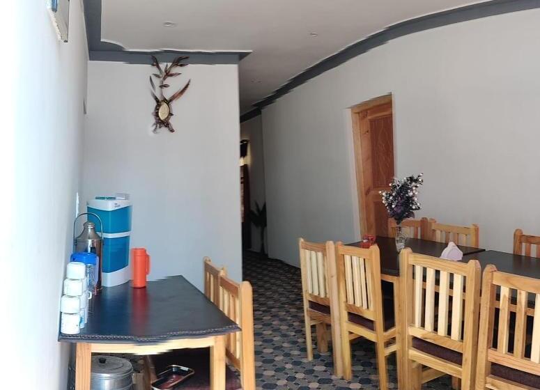 مبيت وإفطار Feroz Homestay Ladakh By Lexstays