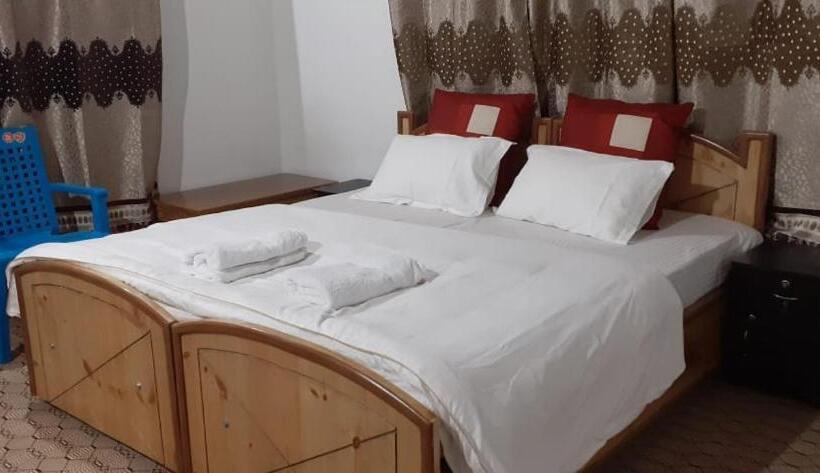 مبيت وإفطار Royal Mount Guest House Ladakh By Lexstays