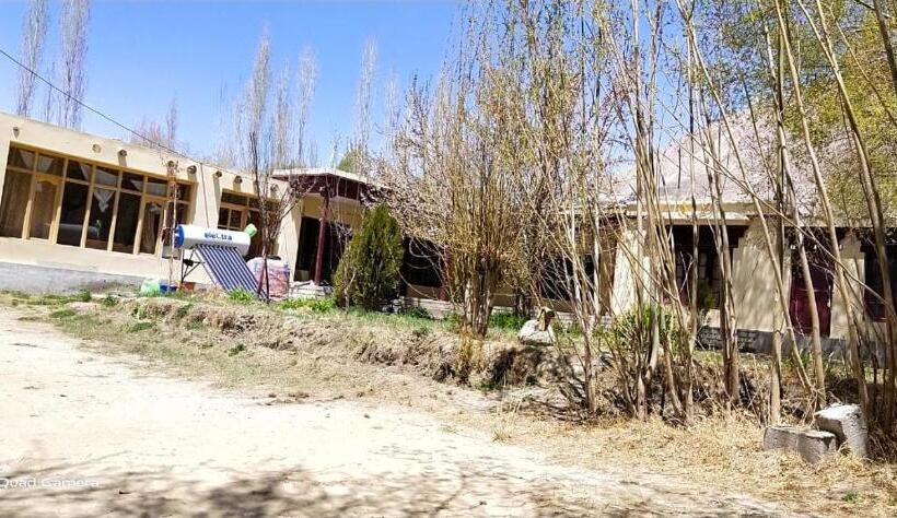 민박 Royal Mount Guest House Ladakh By Lexstays