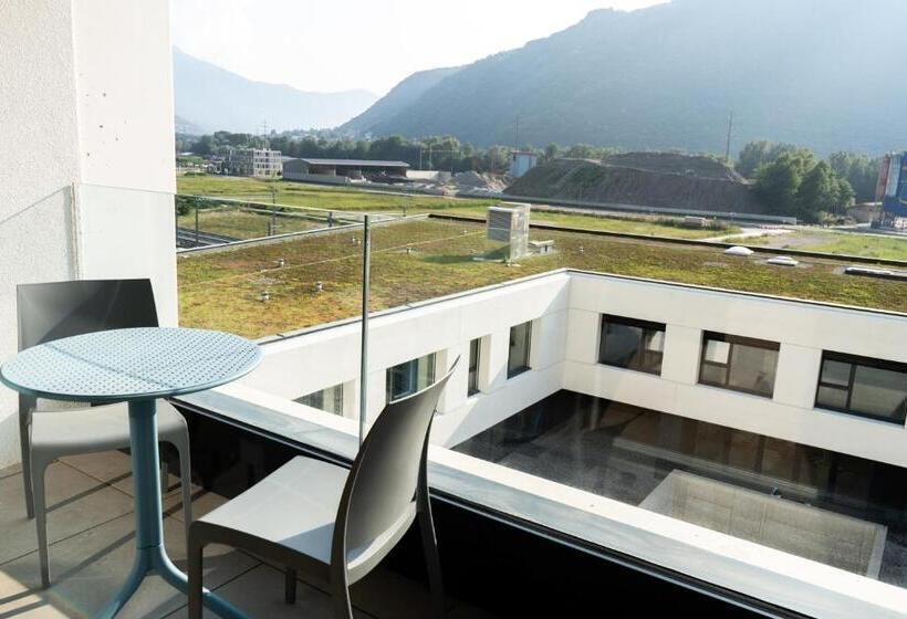 Arbed Living Hotel Supercharger