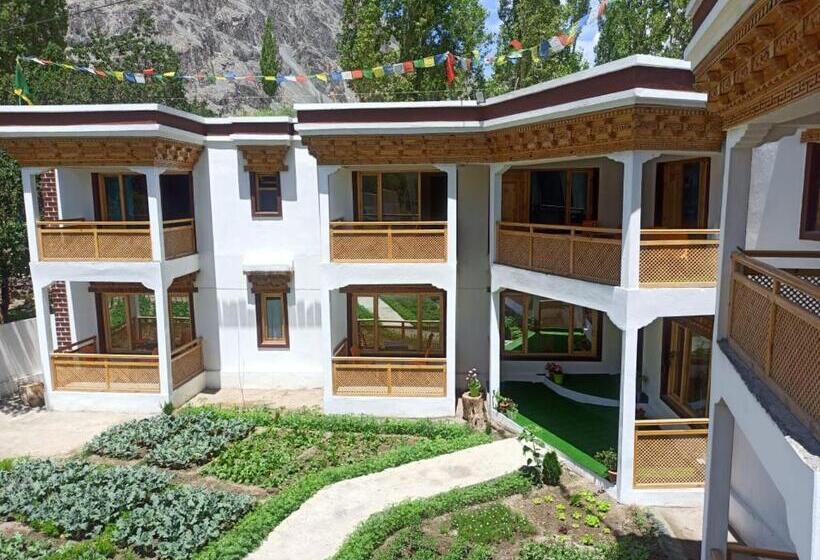 펜션 Losar Guest House Ladakh By Lexstays