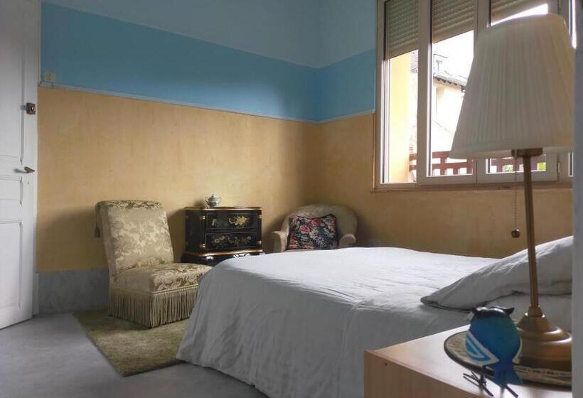 ペンション Maison Bonhomme