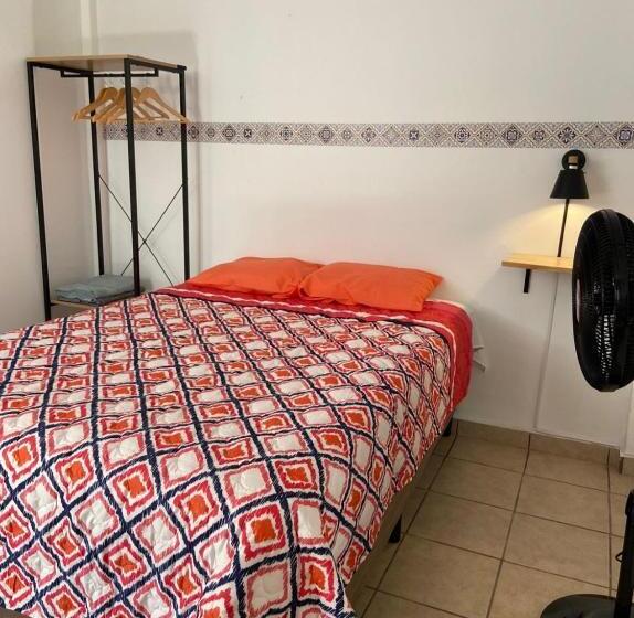 پانسیون Terrazas Guest House Hostal