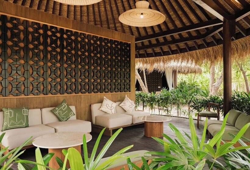منتجع Kuara Lombok