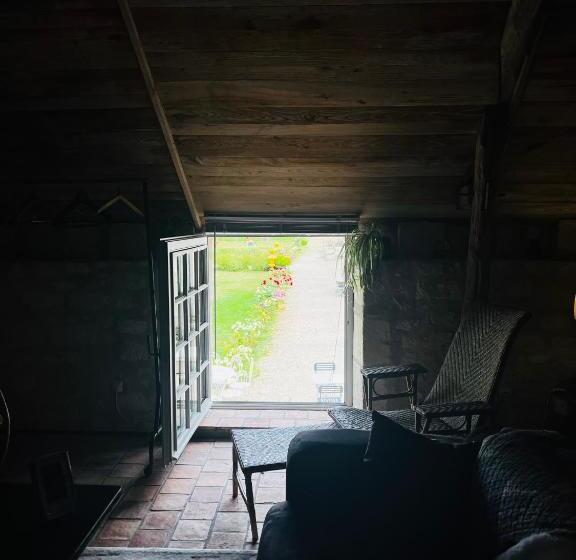 مبيت وإفطار Château De La Thibaudière   Chambre Du Tonneau