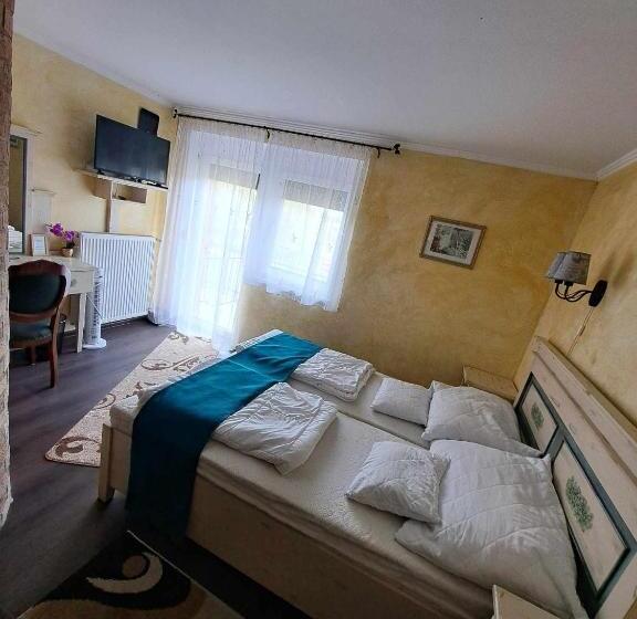 Bed and Breakfast Szent Kristóf Vendégház