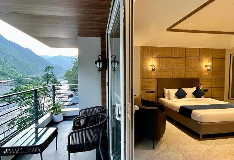 Divine River Resort By Dls Hotels