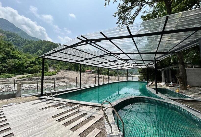 Divine River Resort By Dls Hotels