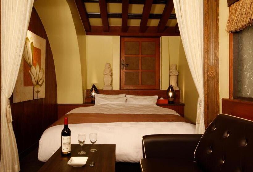 בית מלון כפרי K S Aba Adult Only