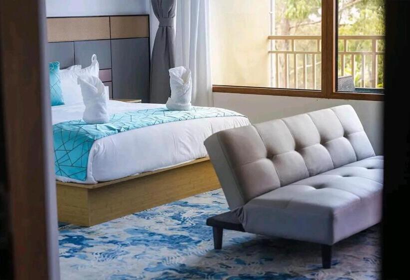 هتل New Channel Inn