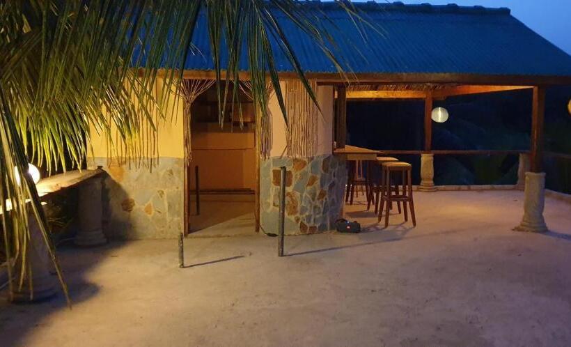 ホテル Uzoma S Lodge