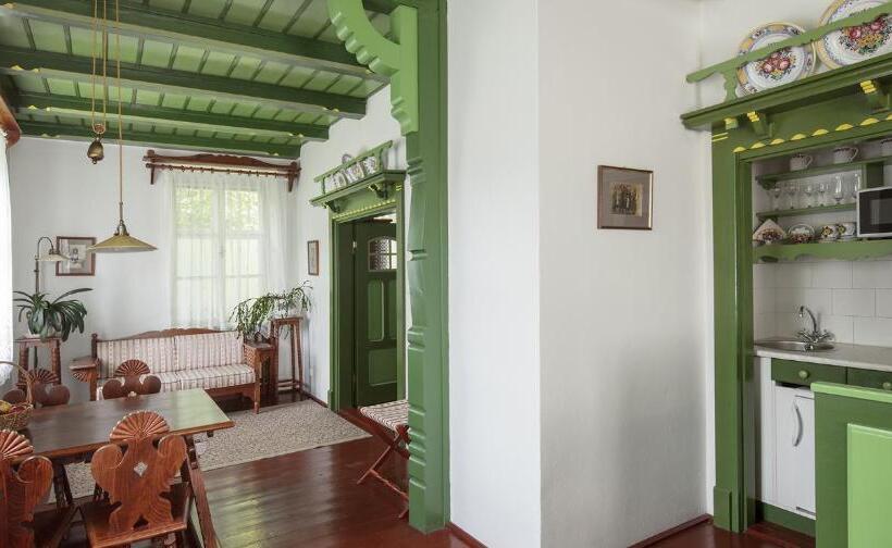 פנסיון Chaloupka