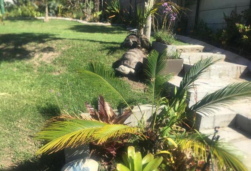 פנסיון Derust Danabay Accomodation