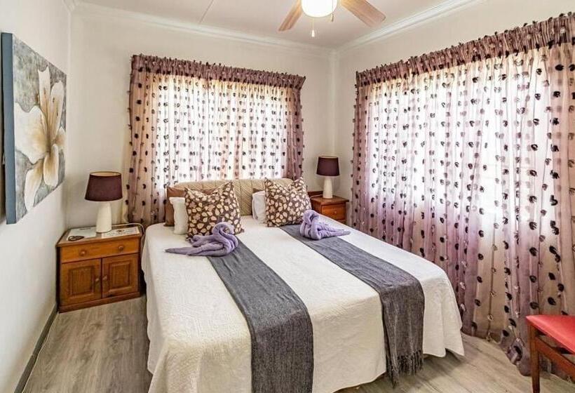 פנסיון Derust Danabay Accomodation