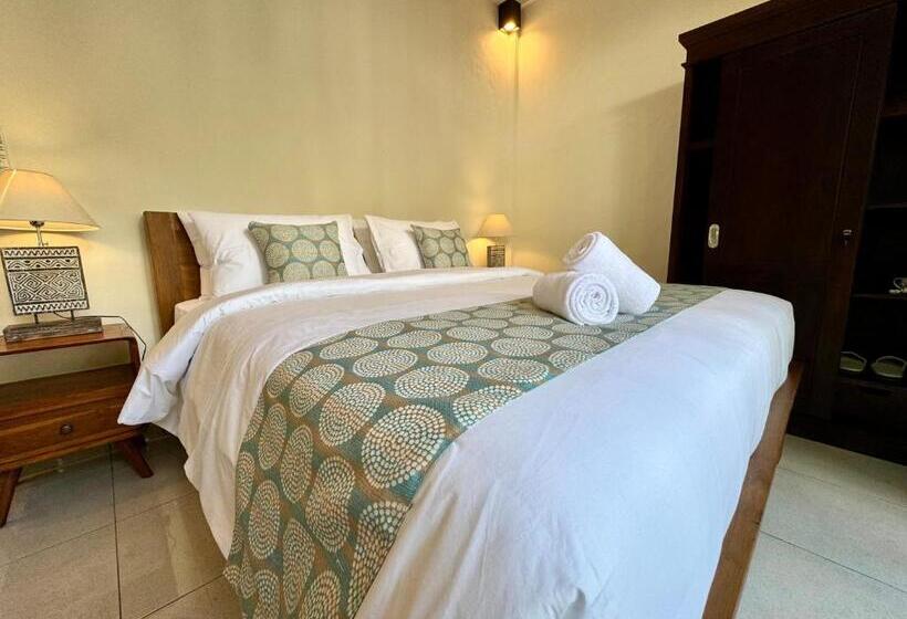 펜션 Pranawa Guest House