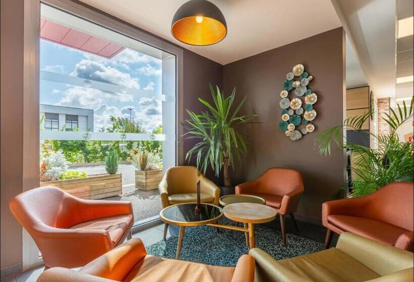 B&b Hotel Chartres Océane