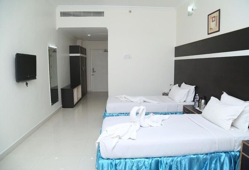 בית מלון כפרי Dsf Grand Plaza