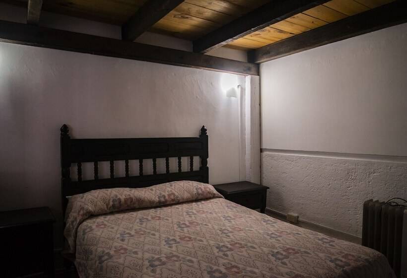 هتل Hacienda De Cobos