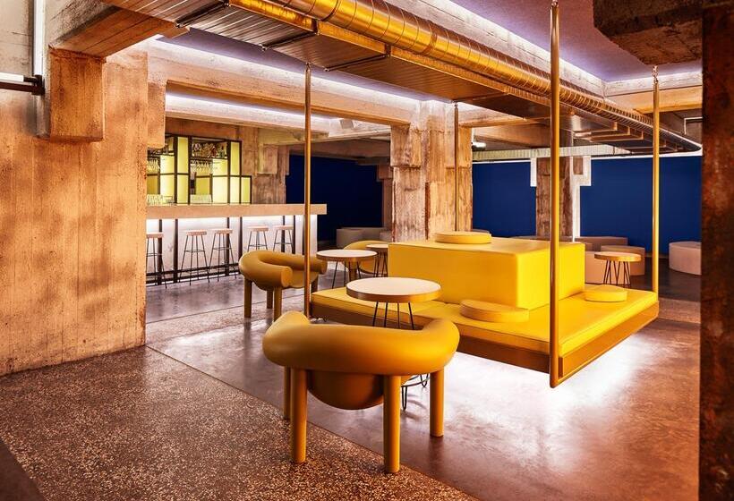 호텔 The Social Hub Maastricht