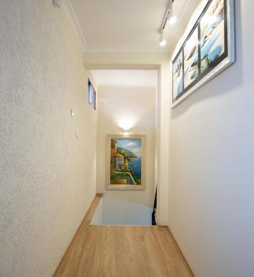 בית מלון כפרי Vila Lika