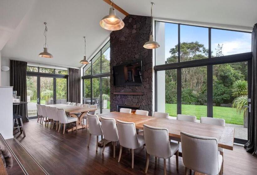 مبيت وإفطار Kaitahi   Luxury Lodge