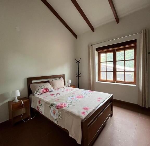 هتل Casa Prof Blanquita