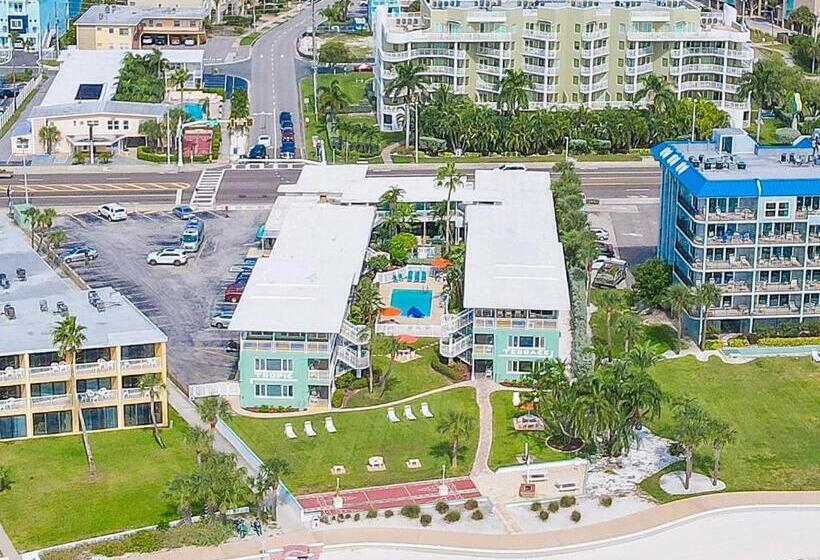 Tropic Terrace Suite #12 Beachfront Resort