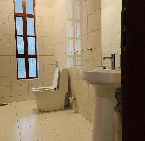 تختخواب و صبحانه Arusha Serene Mansion