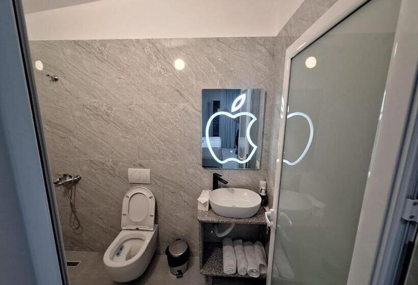 مبيت وإفطار Bar Restorant Hotel Rama