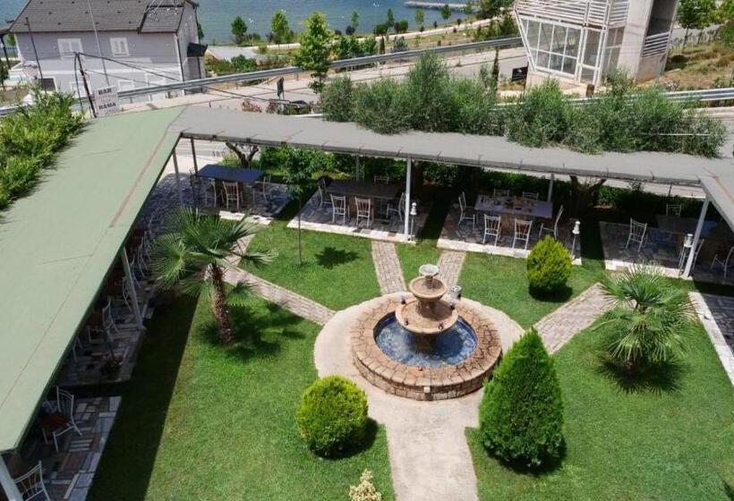 مبيت وإفطار Bar Restorant Hotel Rama