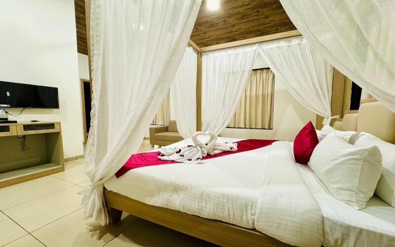 בית מלון כפרי Bhama Lake Resort